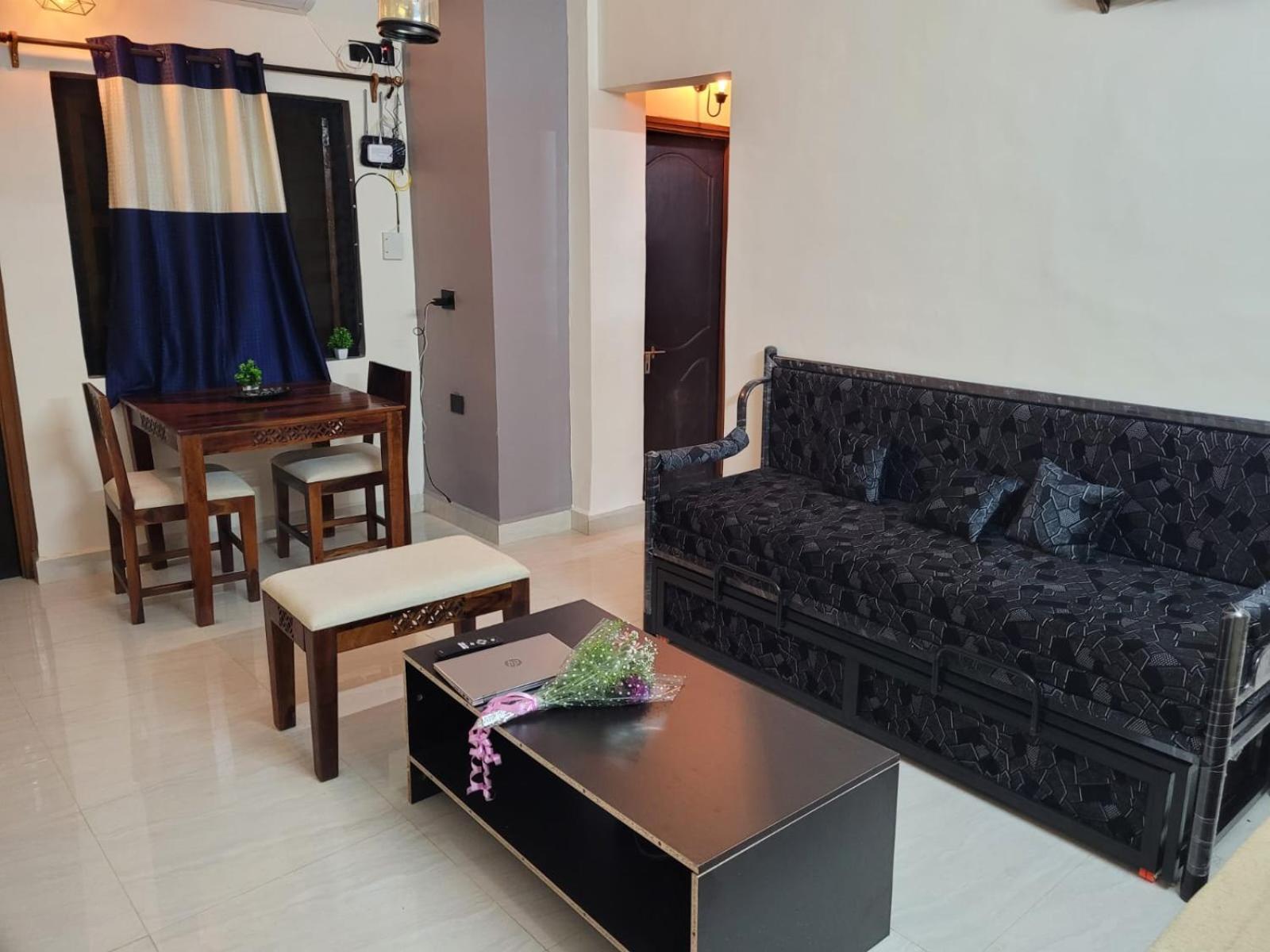 Comfortable 1Bhk Resort Aptmt With Pool At Candolim For 4 Ppl Sinquerim ภายนอก รูปภาพ